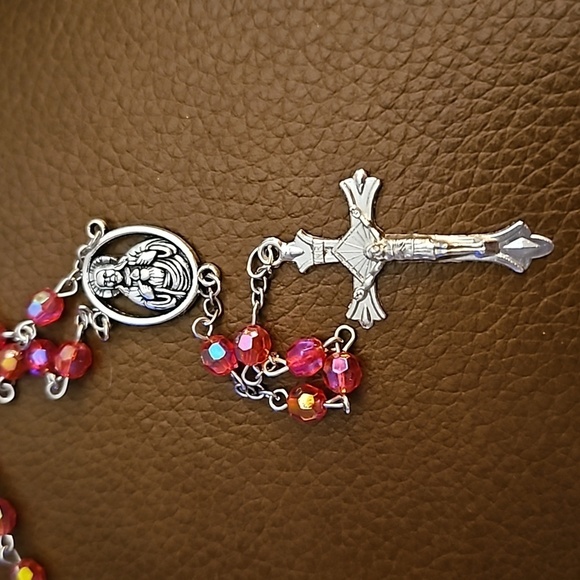 3/$30 Sacred Heart of Jesus Red Faceted Acrylic Beaded Rosary - Picture 2 of 5